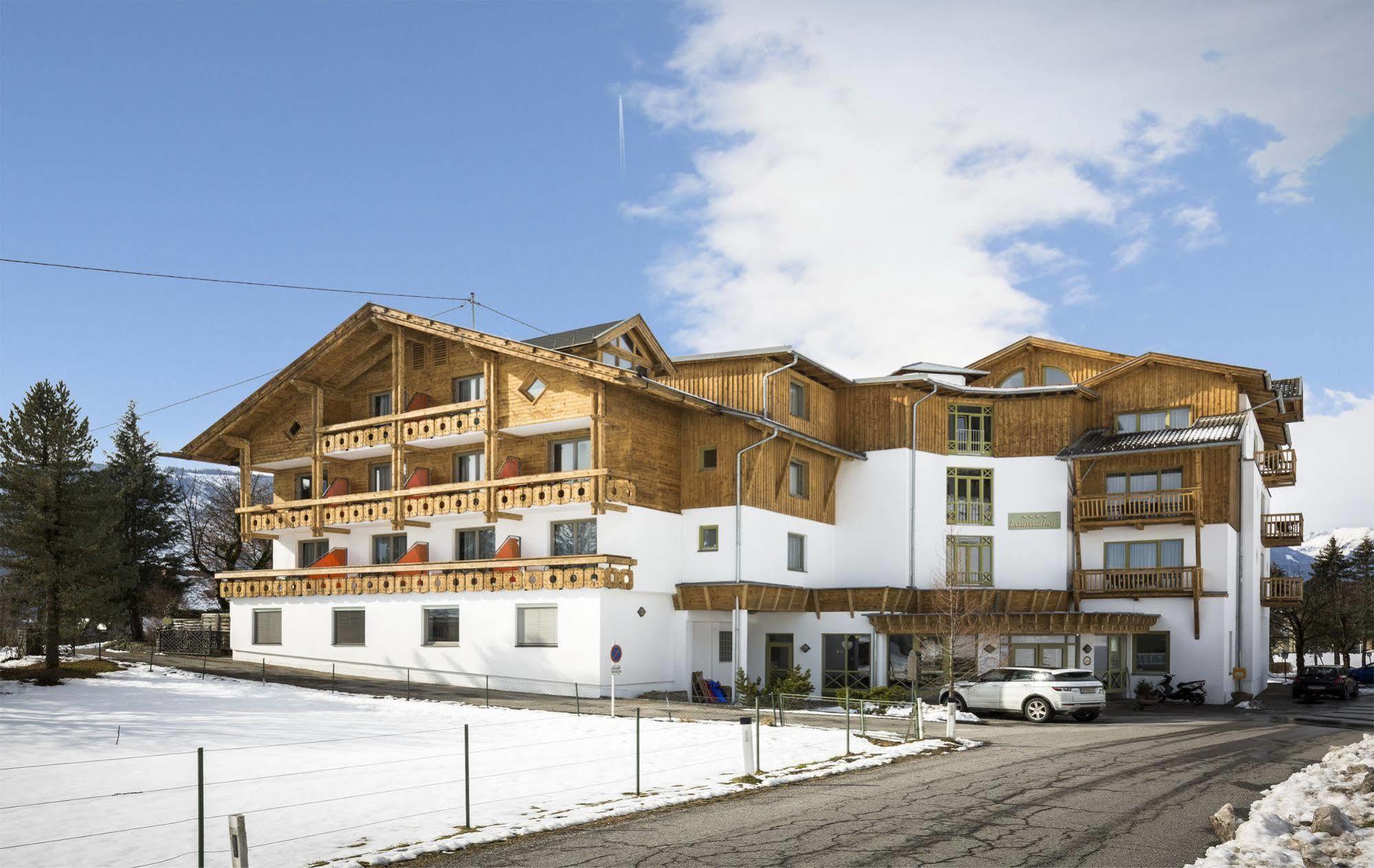 Hotel Laurenzhof Lendorf Экстерьер фото